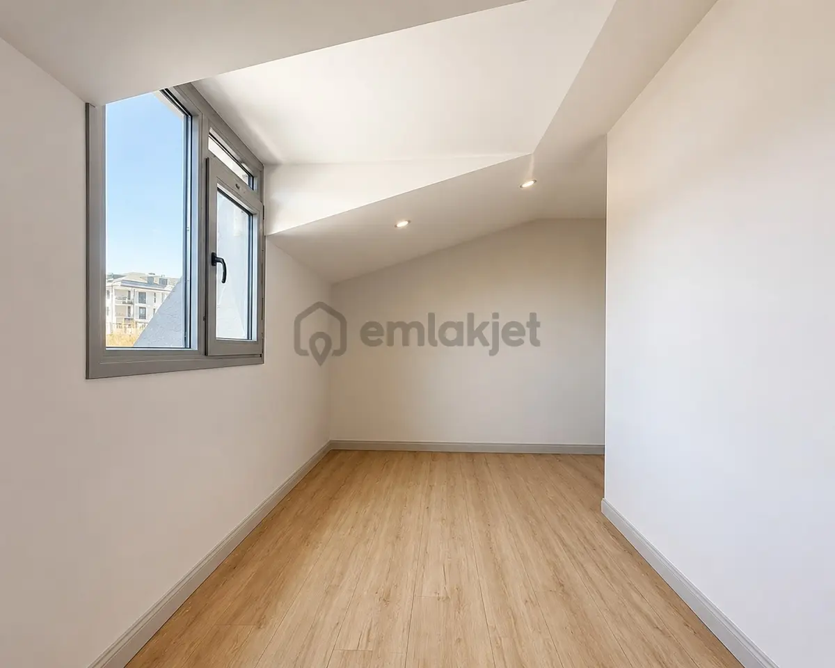 Site Konforunda Modern Tasarımlı 3+2 Dubleks-nuev - 24