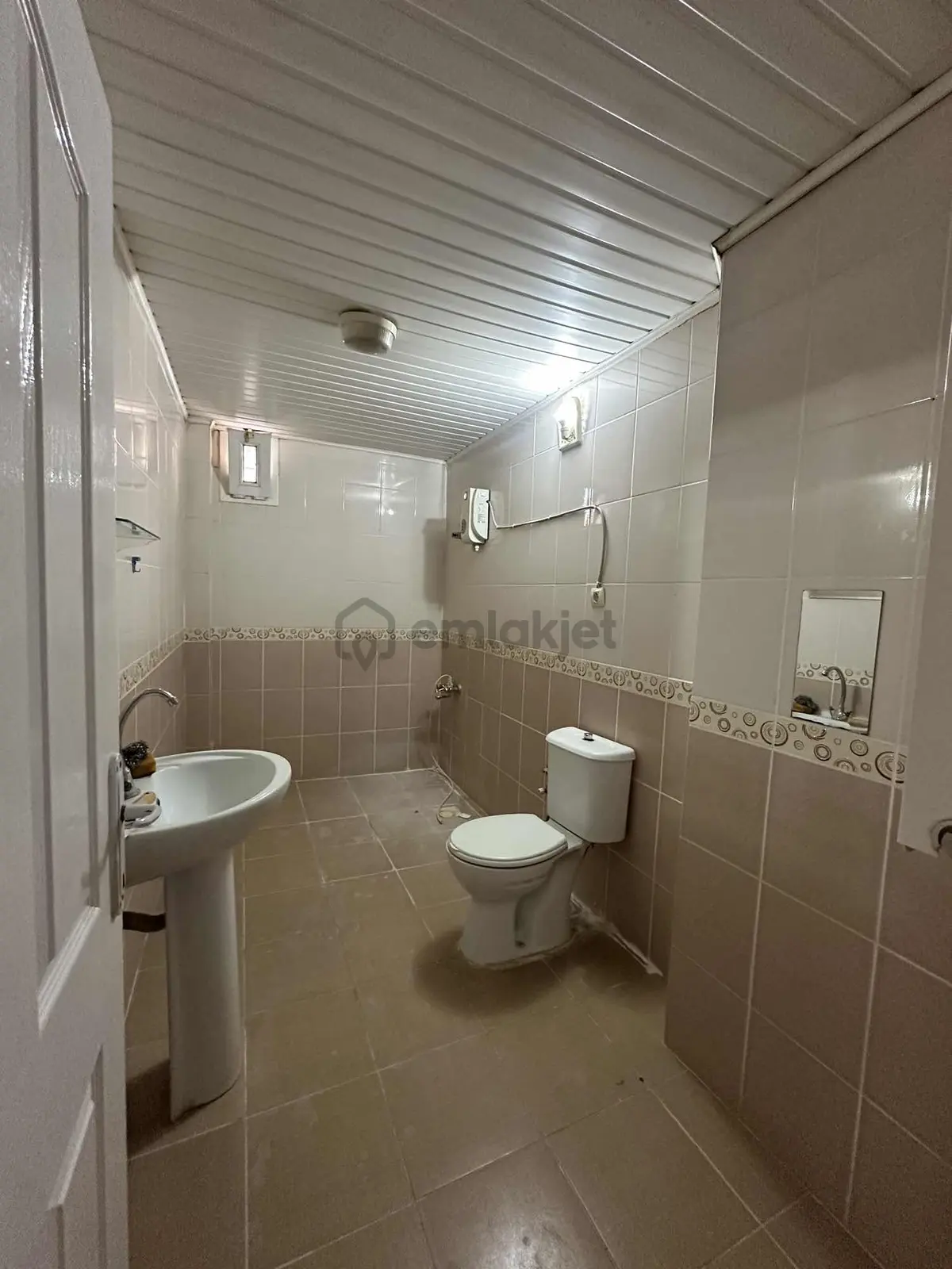 Mithat Paşa Kiralık Temiz Daire - 13