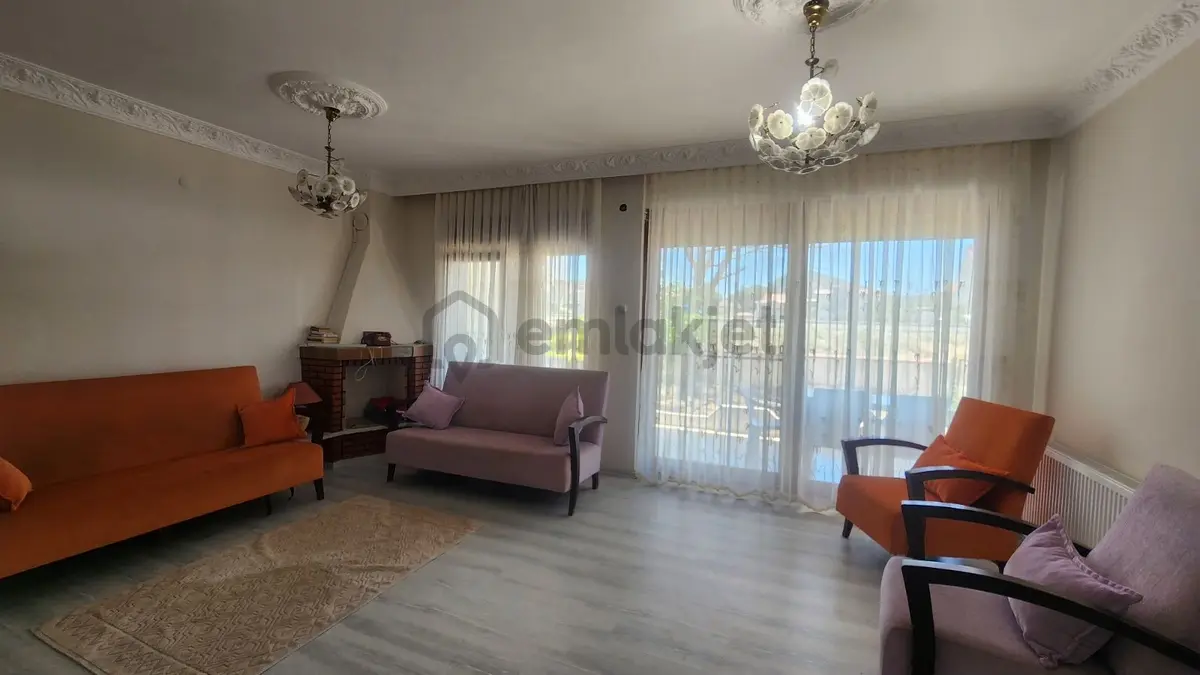 Zeytinalanı Sahılde 4+1 Eşyalı Kiralık - 7
