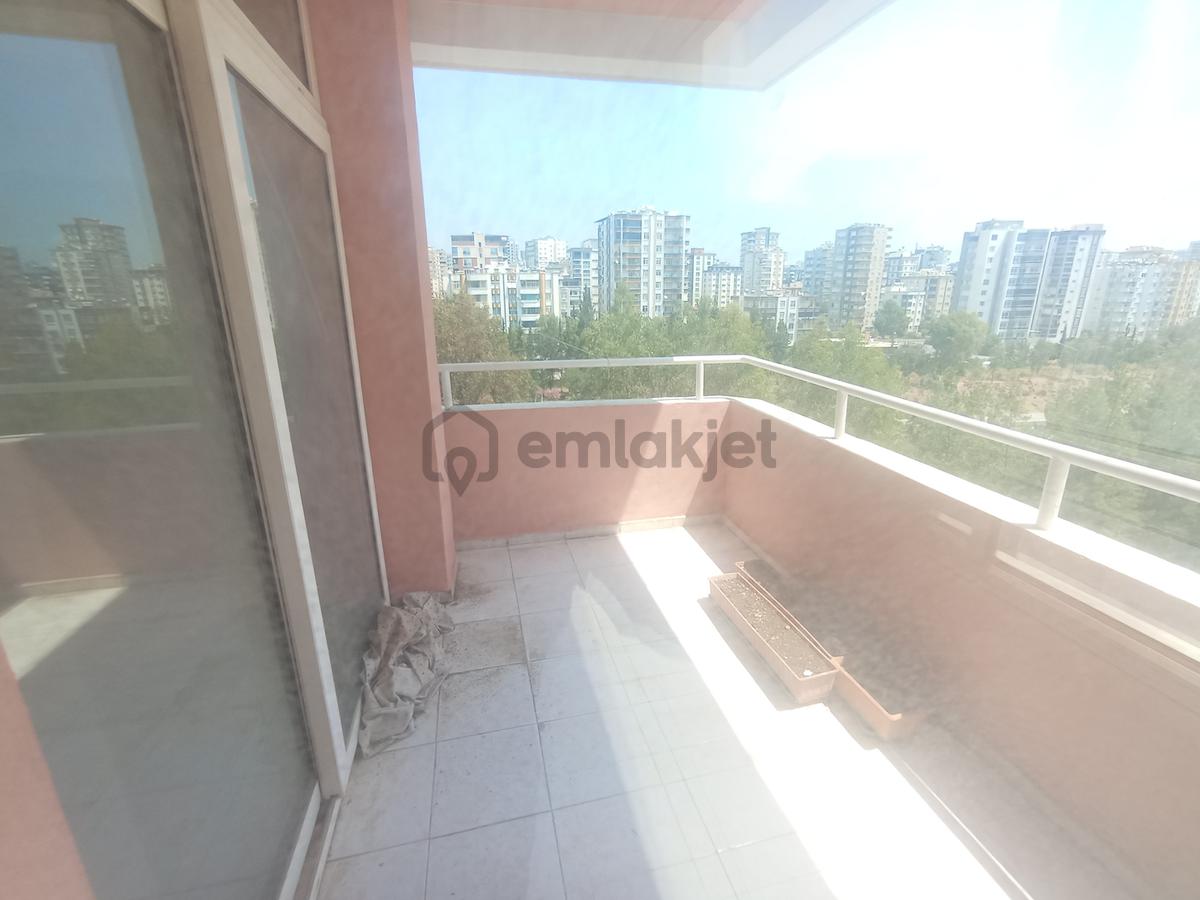 01 Yapı Emlak'tan Kiralık 3+1 Daire - 12