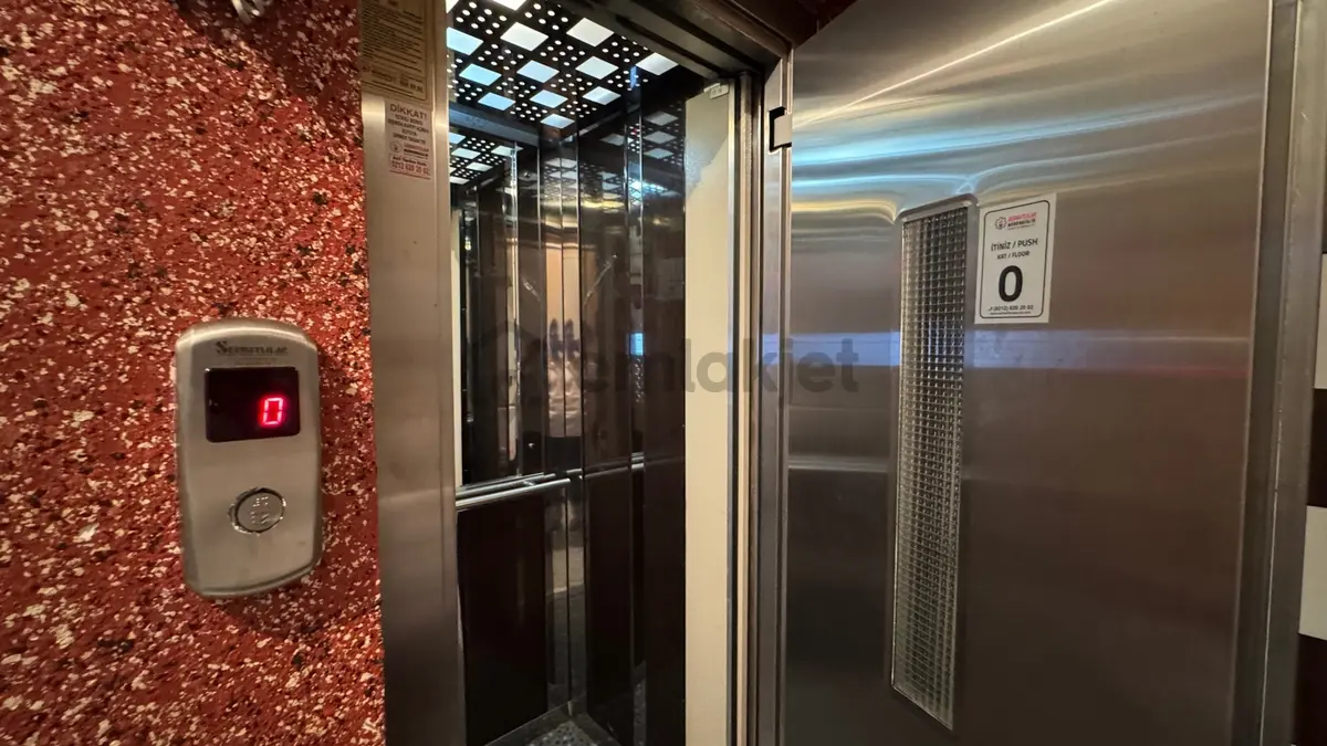 Güngören'de Kiralık 3+1 Ebeveyn Banyolu - 18
