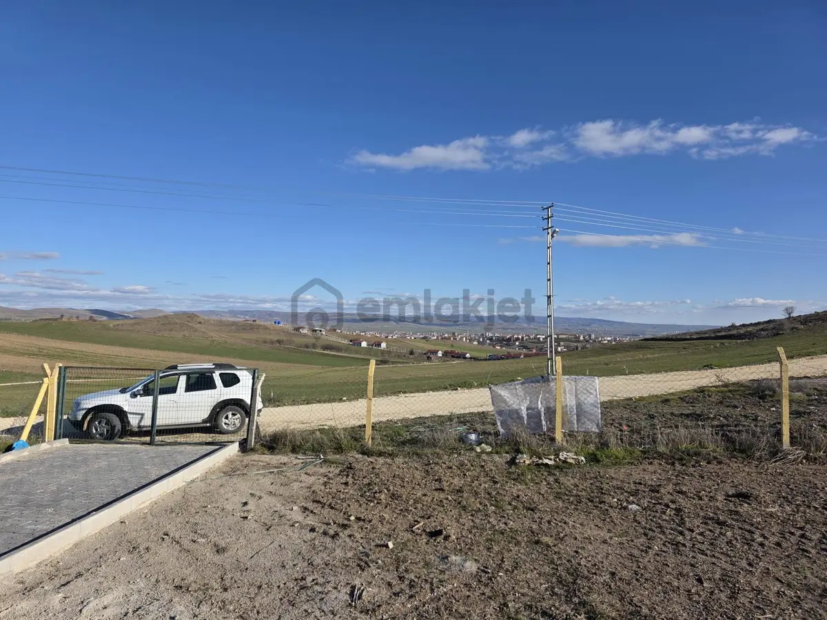 Çubuk Gökçe Derede 500m2 Evli Hobi Bahçesi - 9