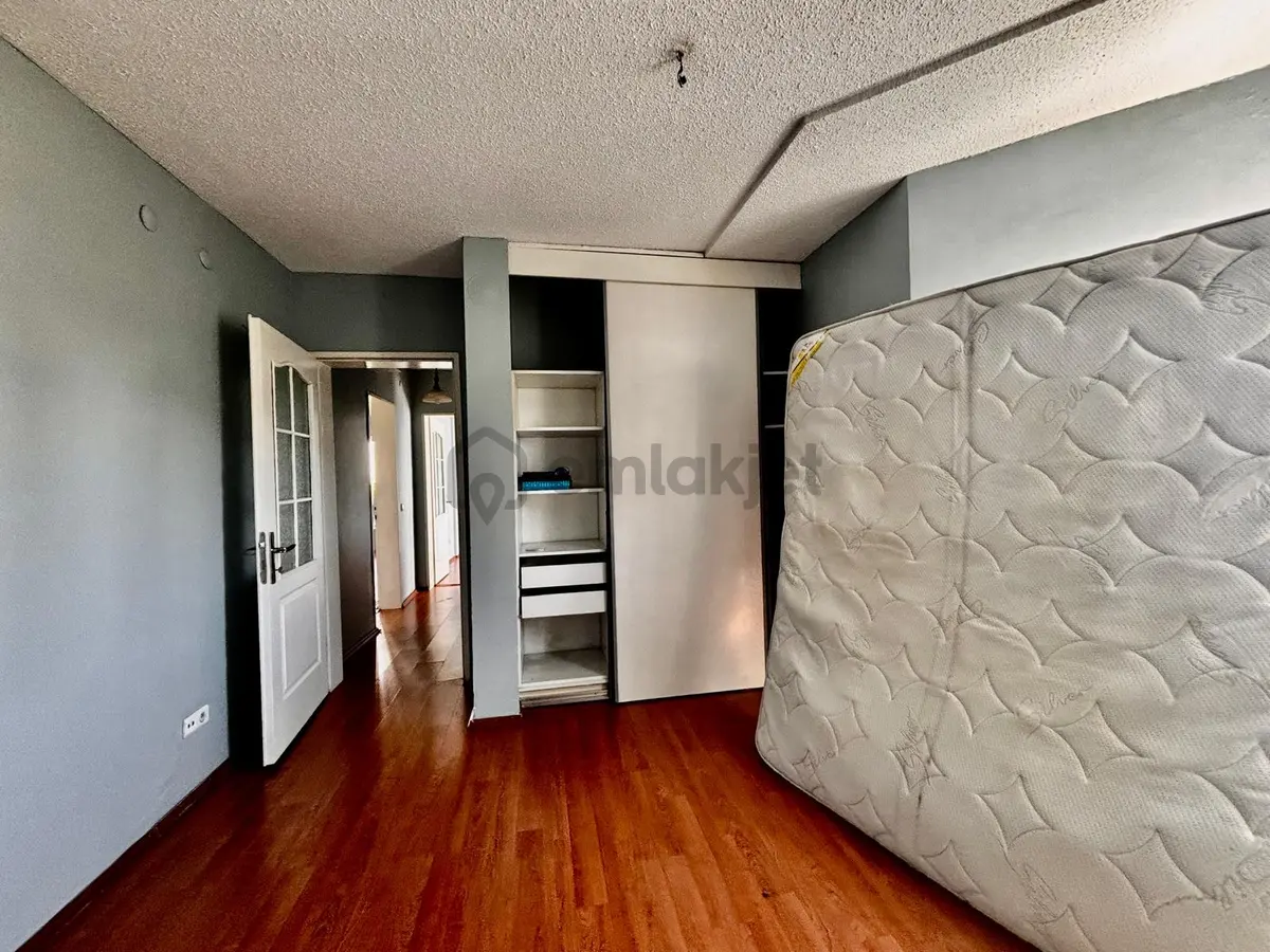 Atakent 3.etap Tadilatlı Satılık 2+1 Daire - 10