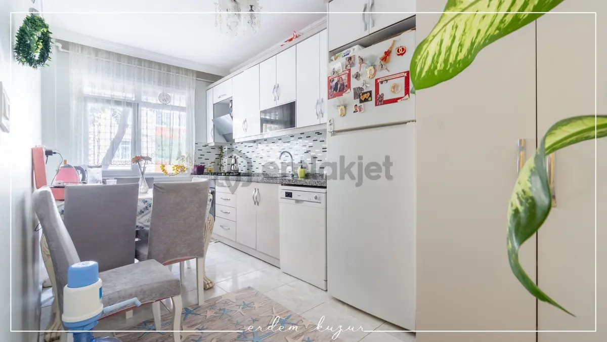 Gaziosmanpaşa'da Satılık Arakat Bakımlı 2+1 Daire - 8