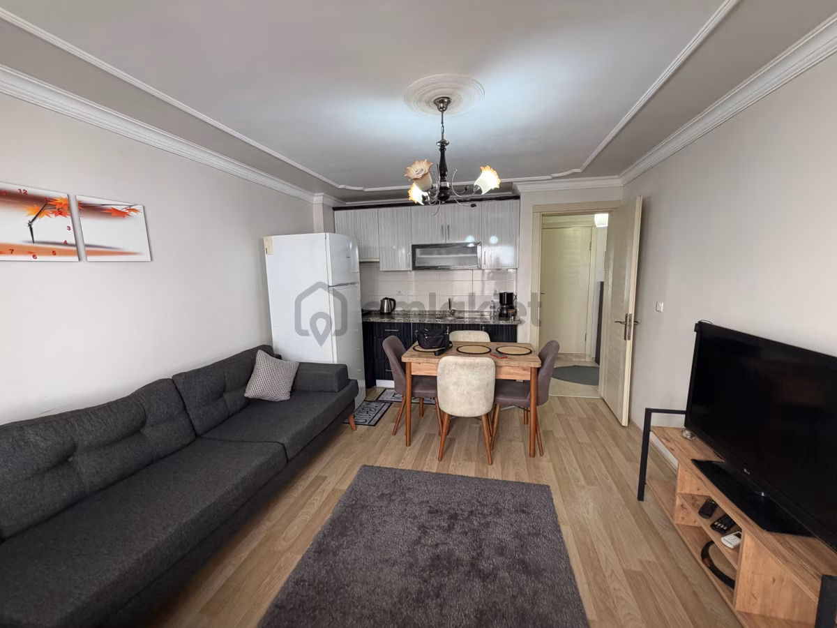 Dikili'de Denize Sadece 300 Metre Eşyalı 2+1 Satılık Daire - 2