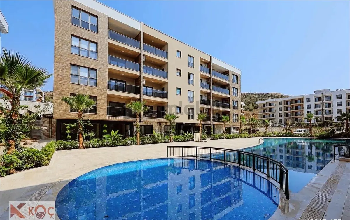 Kuşadasında Lüks Sitede Satılık 2+1 Daire - 34