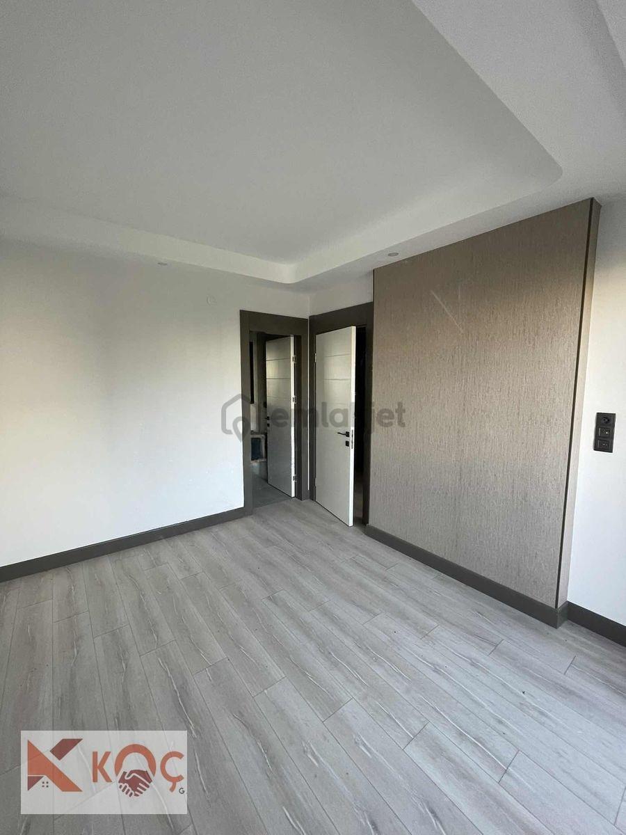 Kuşadasında Lüks Sitede Satılık 2+1 Daire - 33