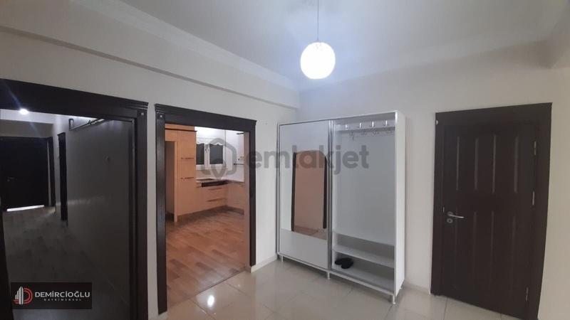 Sıvas Caddesınde 180m2 3+1 Satılık Daıre - 16
