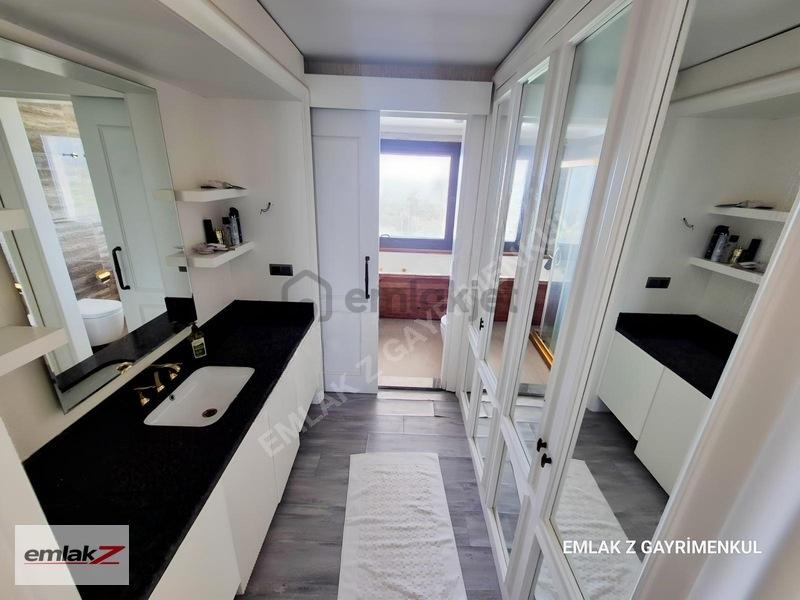 Şahin Tower'da Deniz Manzaralı 4+1 Lüks Daire (240m² Net) - 28