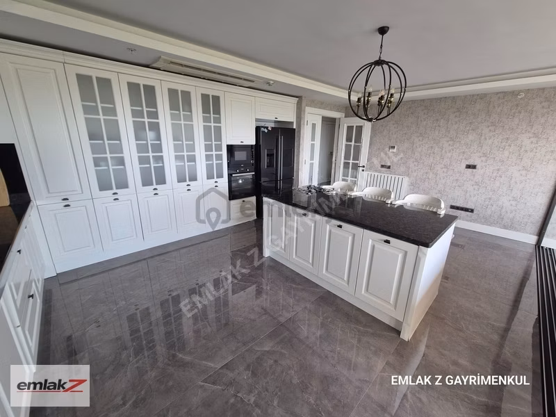 Şahin Tower'da Deniz Manzaralı 4+1 Lüks Daire (240m² Net) - 13
