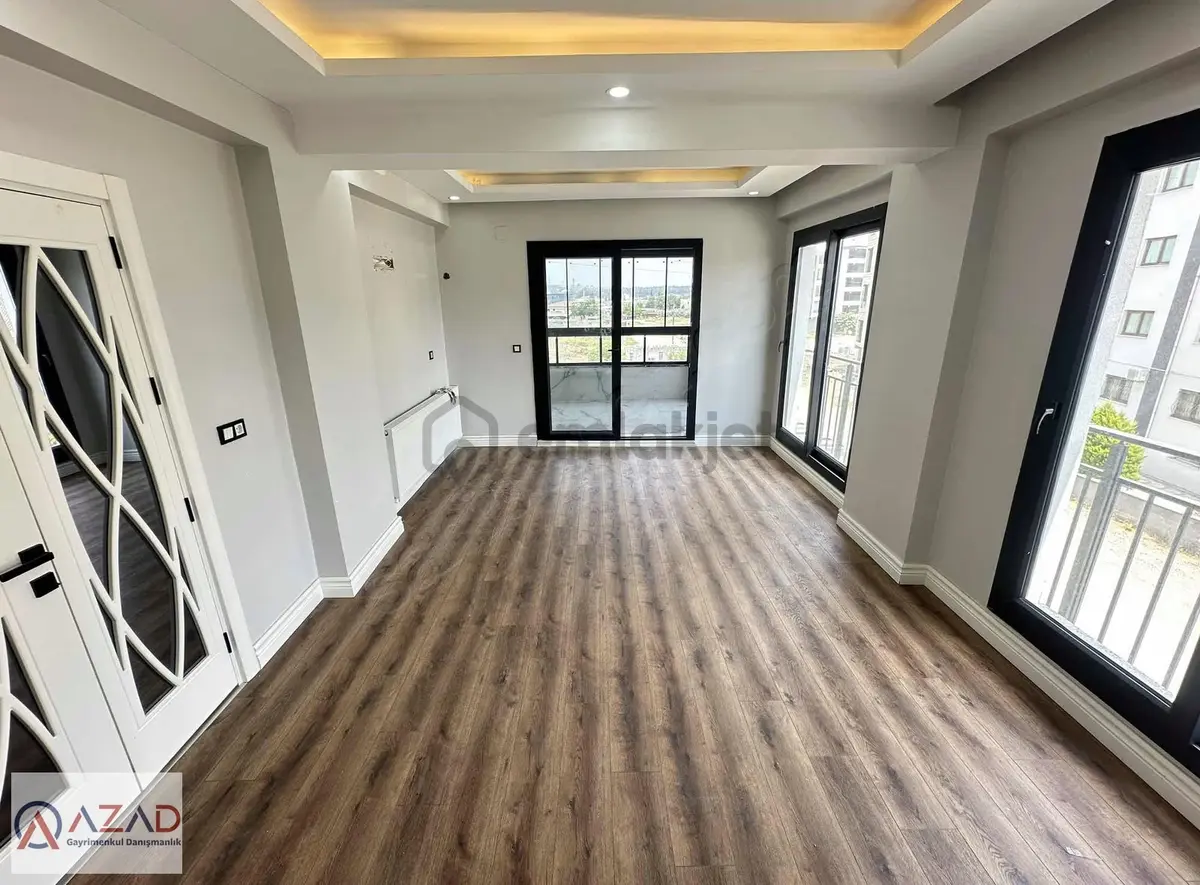 Azad-liseler Kampüsü Civarı Satlık 3+1 (155m2) Daire - 13