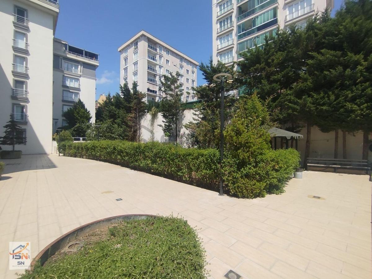 Beylikdüzü Adnan Kahvecide Satılık 3+1 Daire - 32