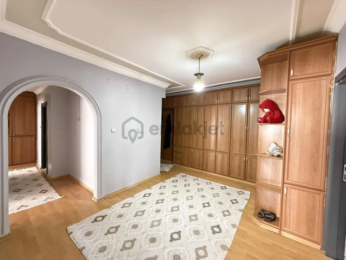 Yeniyol Da Ana Cadde Üzeri Satılık Daire - 12