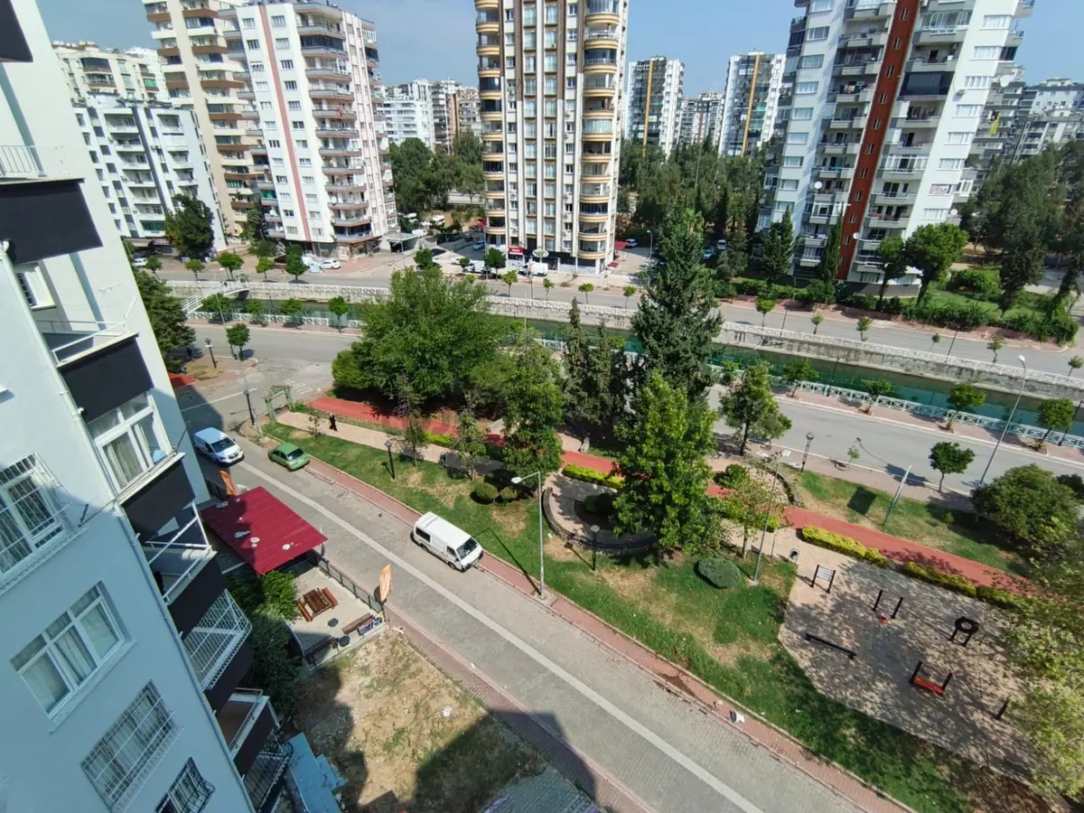 Mavi Bulvar Groseri Civarı Park Manzaralı Kapalı Mutfak 170m2 Geniş Süper Lüx 3+1 Daire - 18