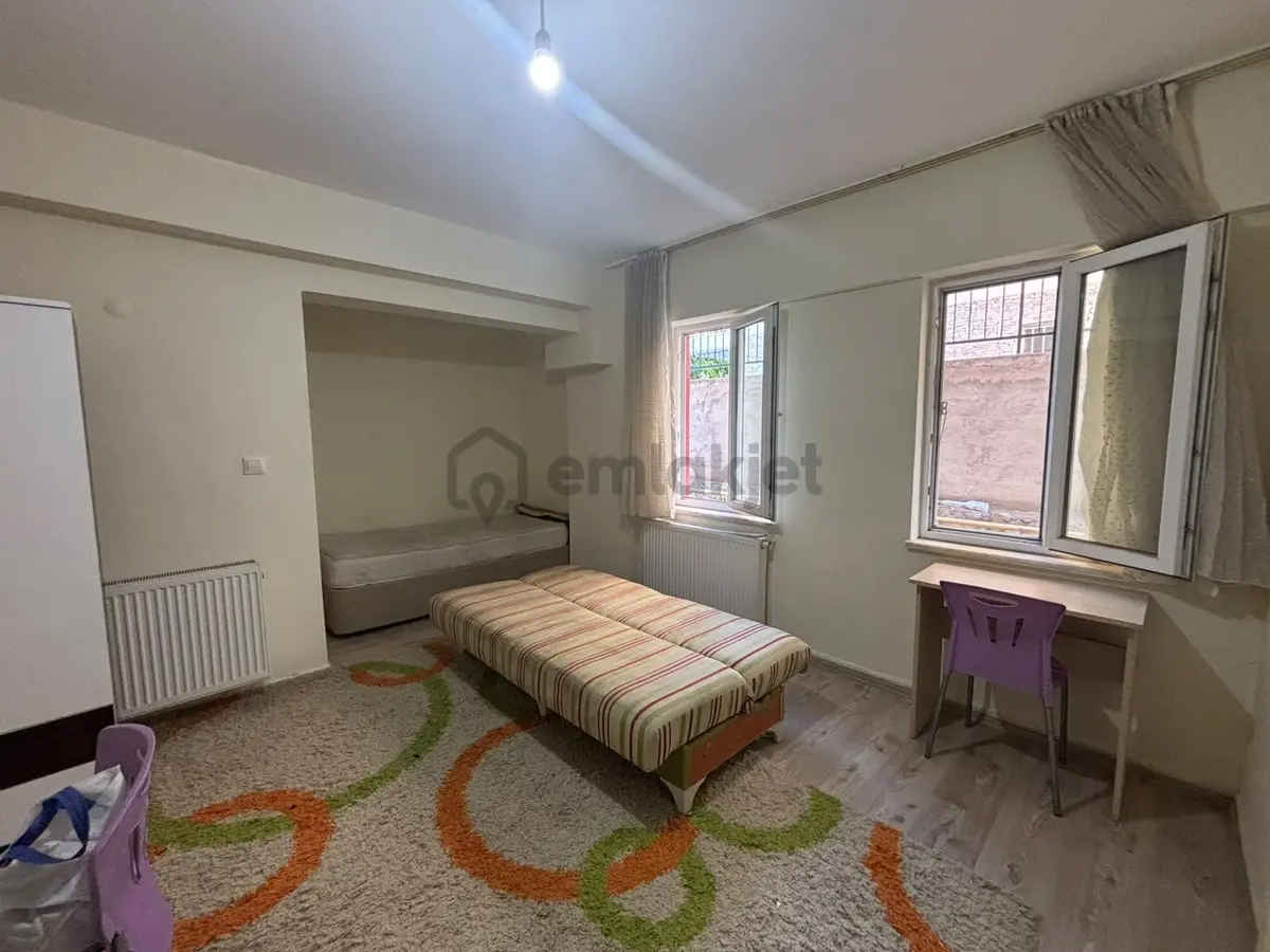 Isparta Fatih Mahallesinde 1+0 Kiralık Apart - 5