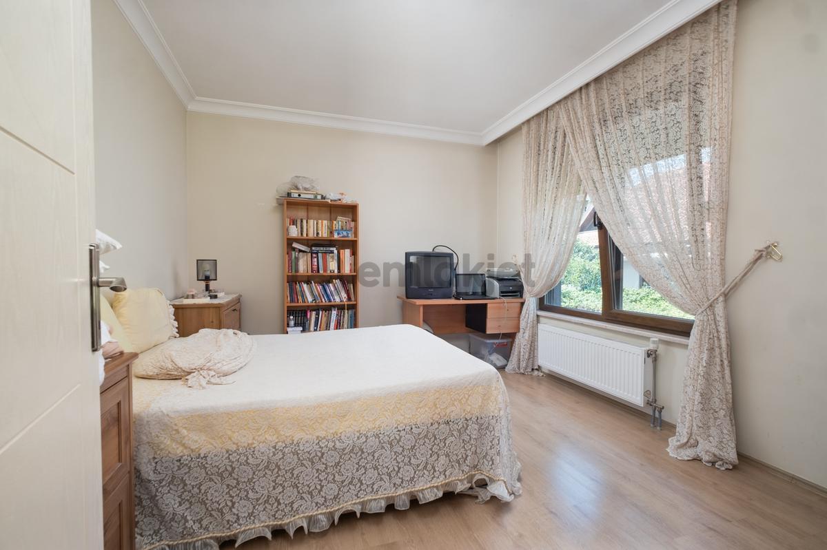 Remax Advanatage'tan Defne Evlerinde Satılık 6+1 Dubleks Villa - 25