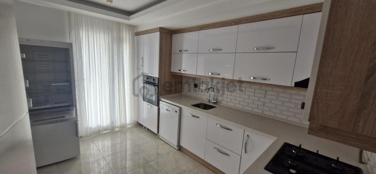 Isparta Çünür Mahallesinde Eşyalı 3+1 Kiralık Daire - 2