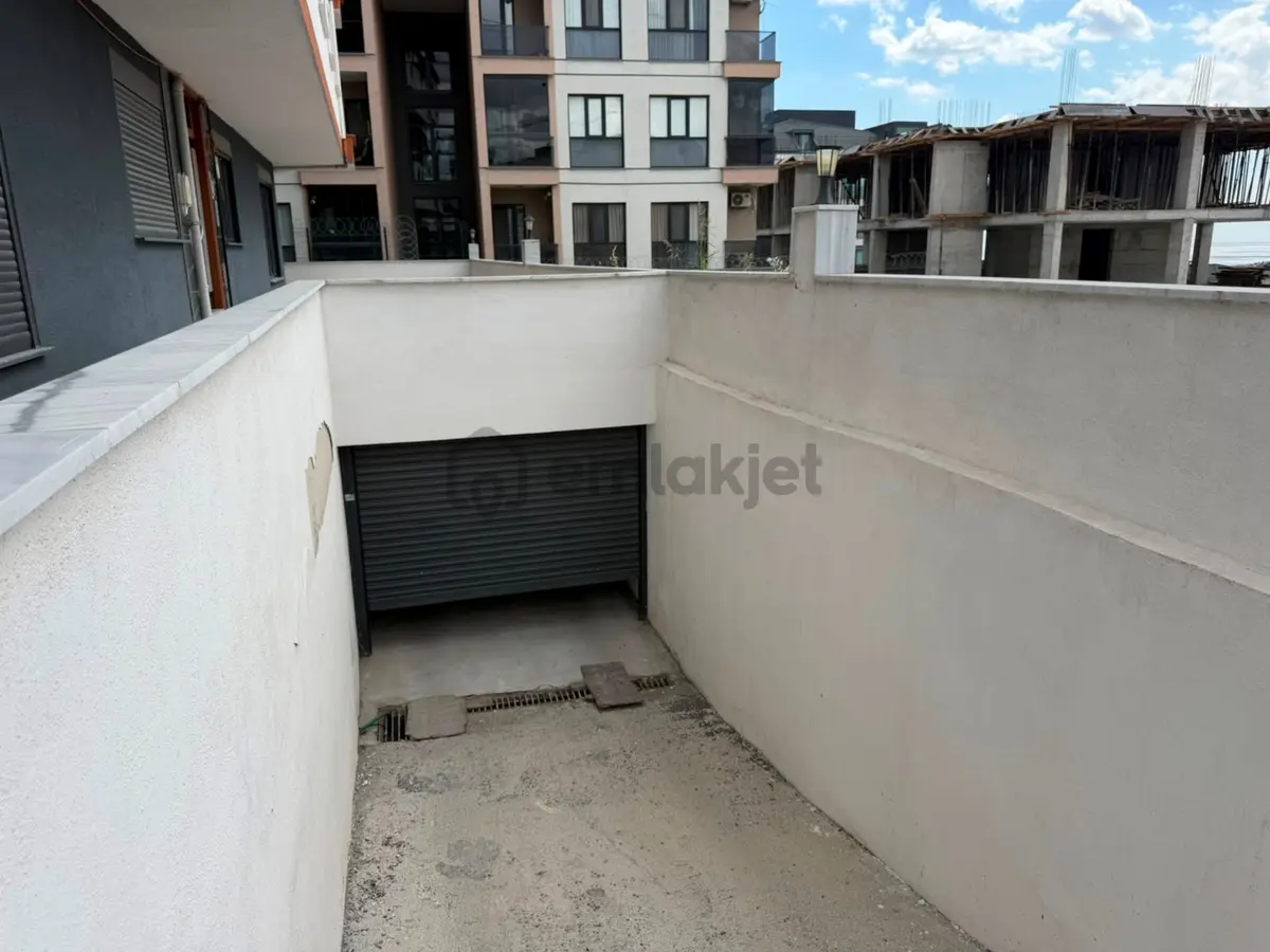 Sahil'de Ebeveyn Banyolu Sıfır Kiralık 2+1 Arakat - 10