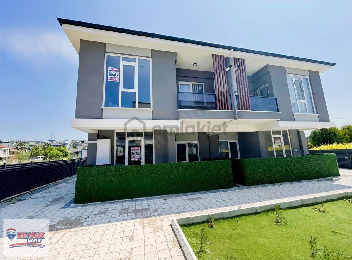 Re/max Şehir'den Kadıköy Özden Mahallesinde Satılık Daire - 4