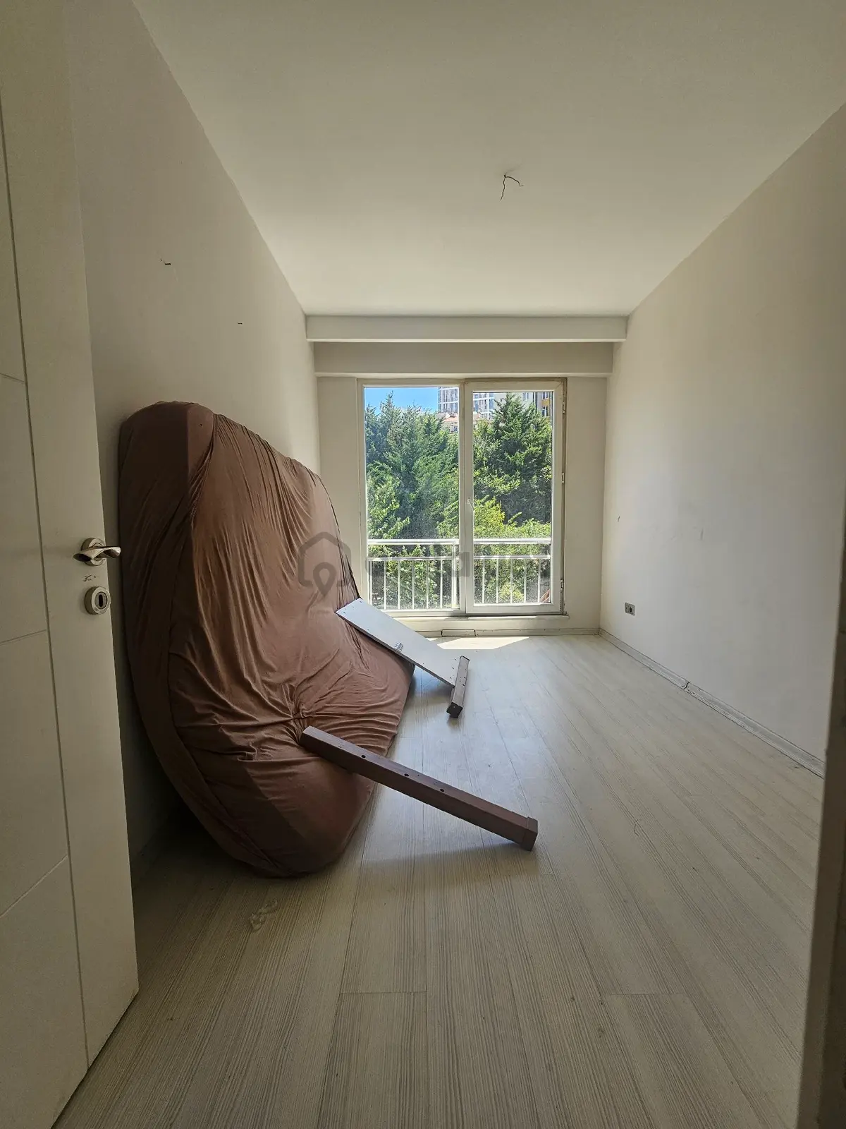 Metrobüse Yakın Satılık 3+1 Yeni Daire - 14