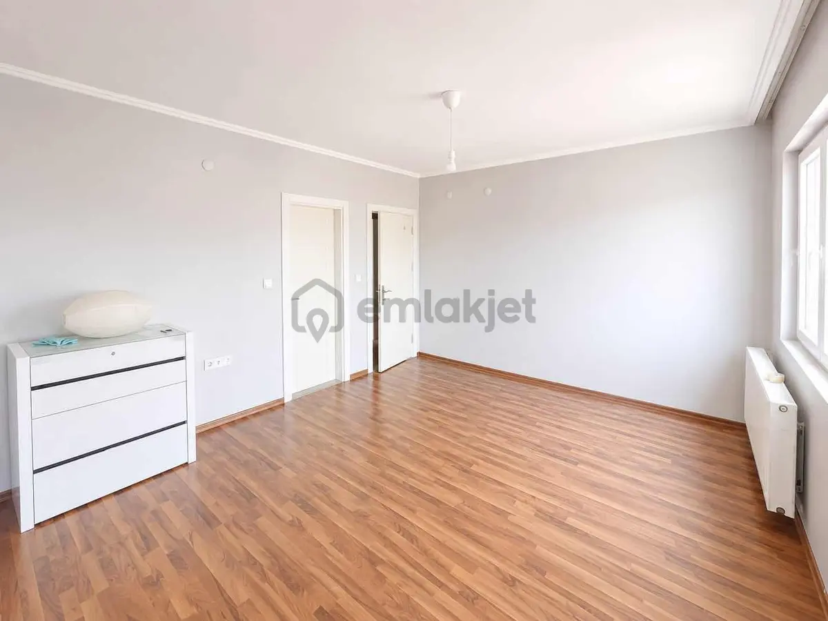 Çağlayan Da Havuzlu Sitede Kiralık 3+1 Daire - 27