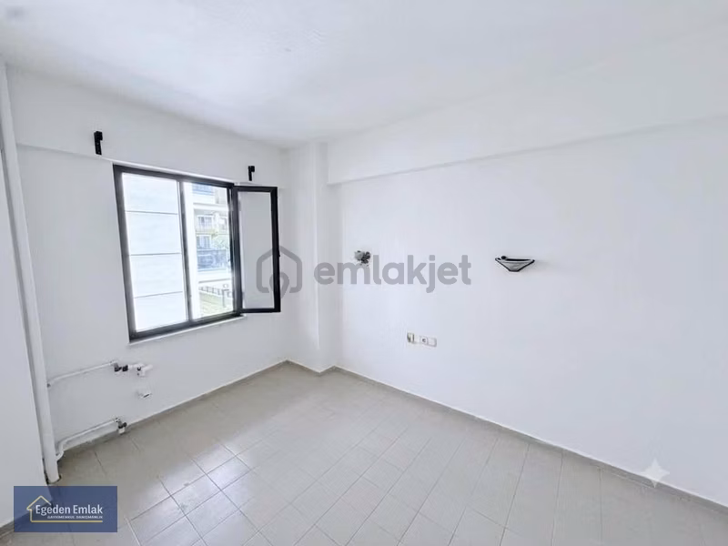 Egeden Emlak Denize 50 Mt Mesafede 1+1 Satılık Daireler - 9