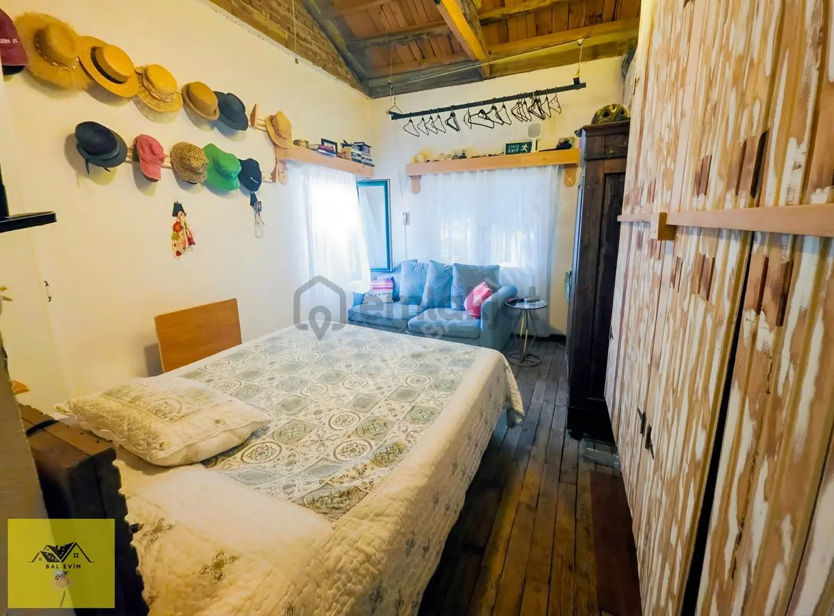 Urla Sanat Sokağı'nda Devren Kiralık Kafe & Restaurant - 24