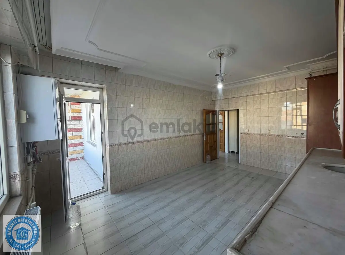 Metropol Cadde Üzeri Satılık 3+1 Daire - 3