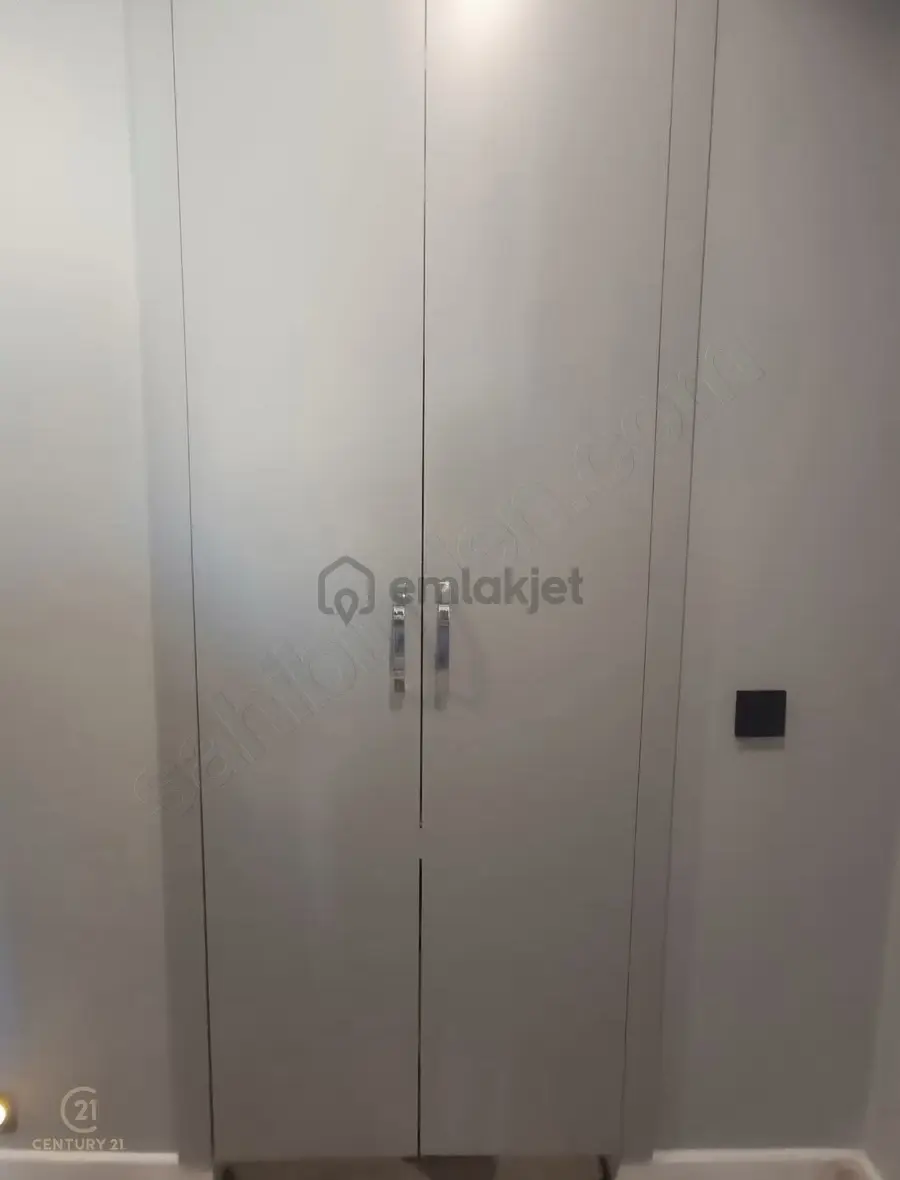 Century21 Bal 'dan Beyoğlu Caddesi Köşe 4+1 Daire - 16