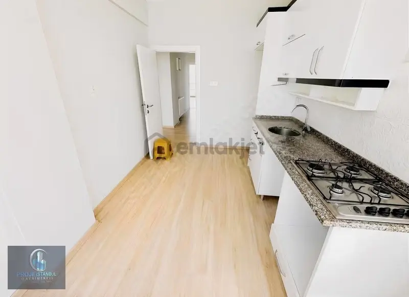Pendik'te Kiralık 3+1 Daire - 12