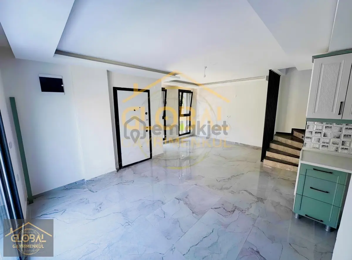 Özderede Denize 300 Metre Büyük Bahçeli Villa - 10