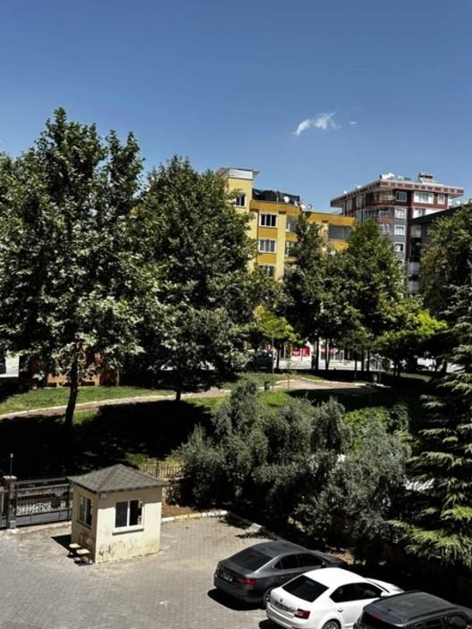 5 Odalı Geniş Bakımlı Ferah Daire Süper Konumda - 8
