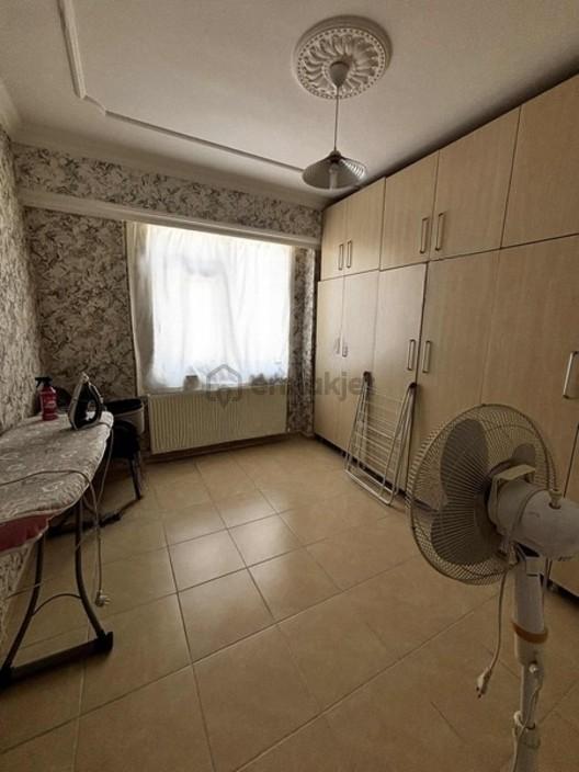 5 Odalı Geniş Bakımlı Ferah Daire Süper Konumda - 12