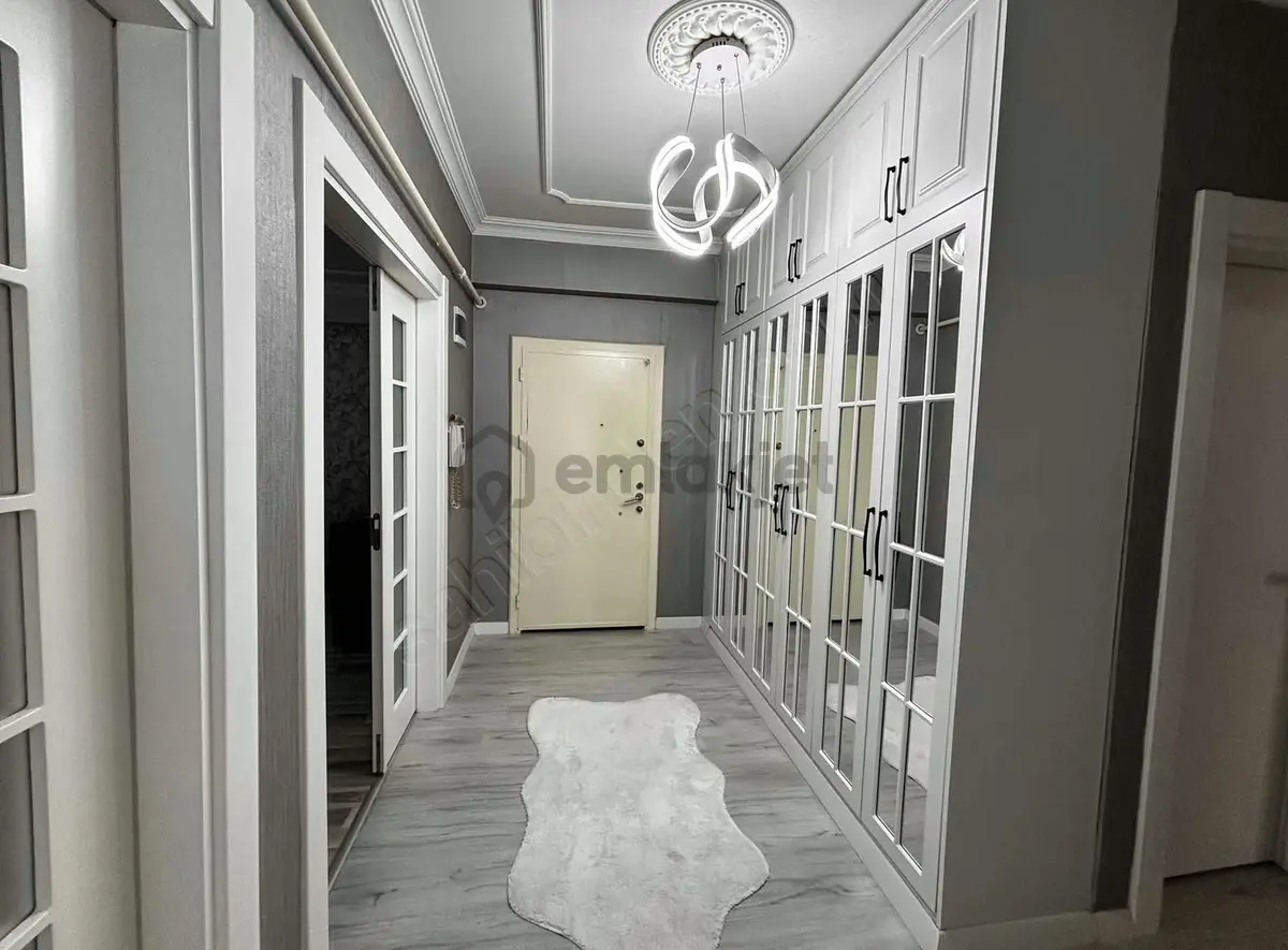 5 Odalı Geniş Bakımlı Ferah Daire Süper Konumda - 23