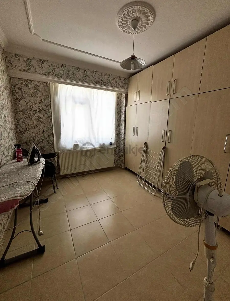 5 Odalı Geniş Bakımlı Ferah Daire Süper Konumda - 29