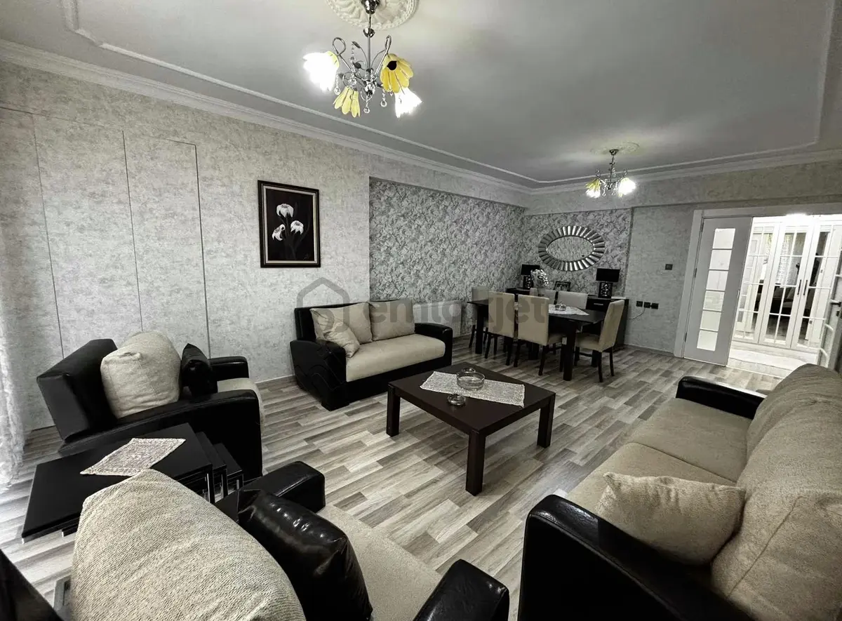 5 Odalı Geniş Bakımlı Ferah Daire Süper Konumda - 27