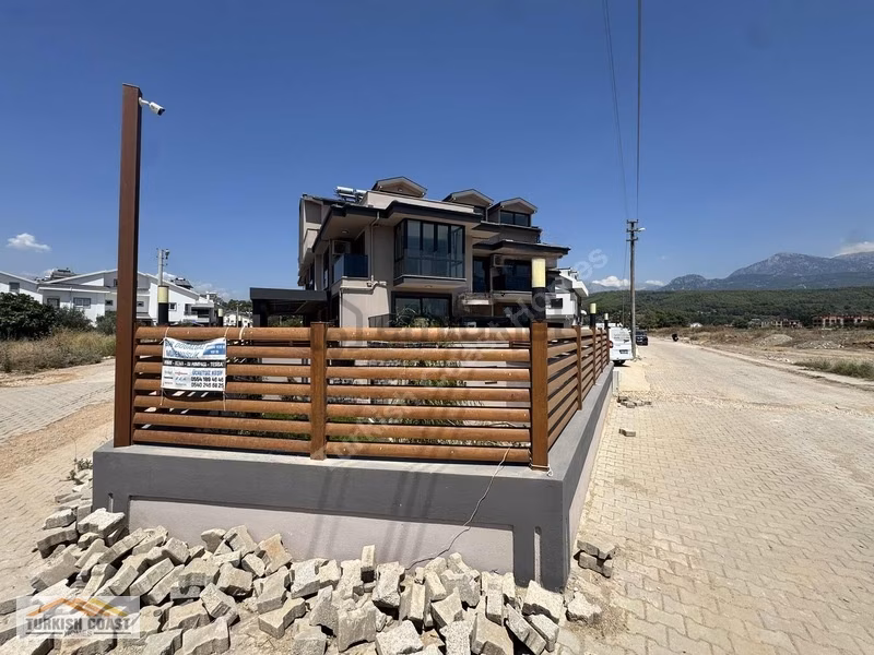 Seydikemer Merkezde Kiralik Dubleks Daire - 3