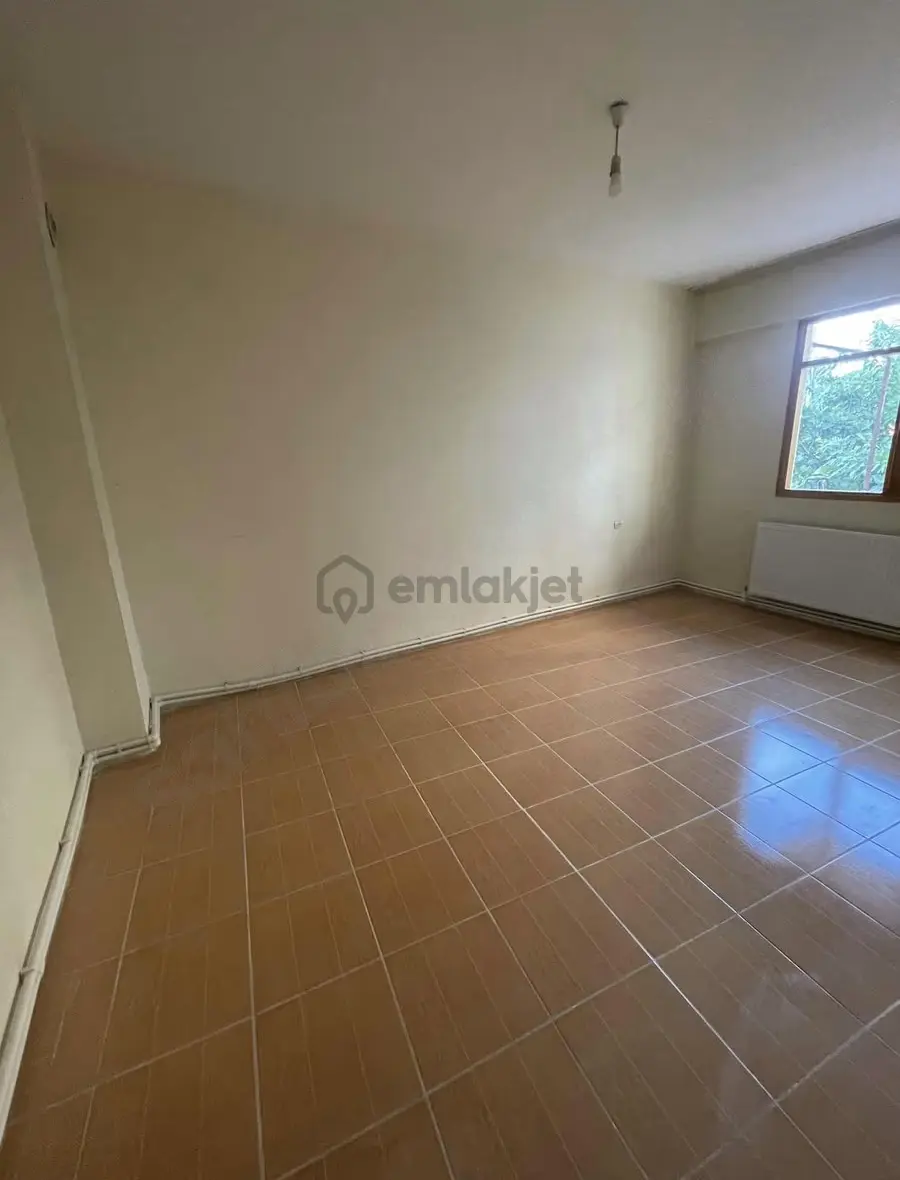 Kemalpaşa Merkezde Satılık 3+1 Daire - 3