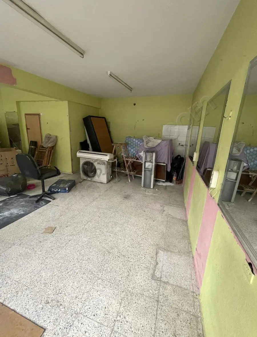 Kemalpaşa Merkezde Satılık Dükkan - 2