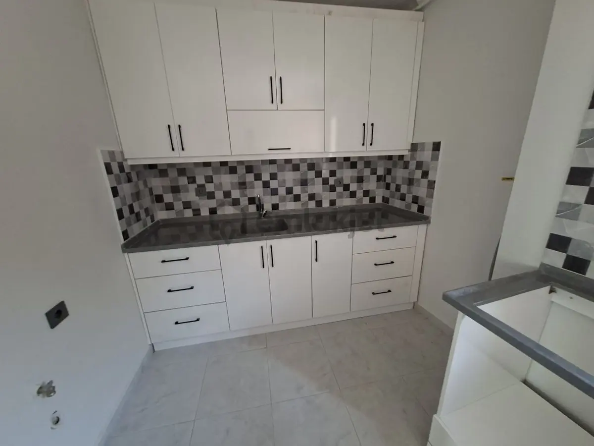 Yeşilova'da Kiralık Sıfır 2+1 Daire - 12