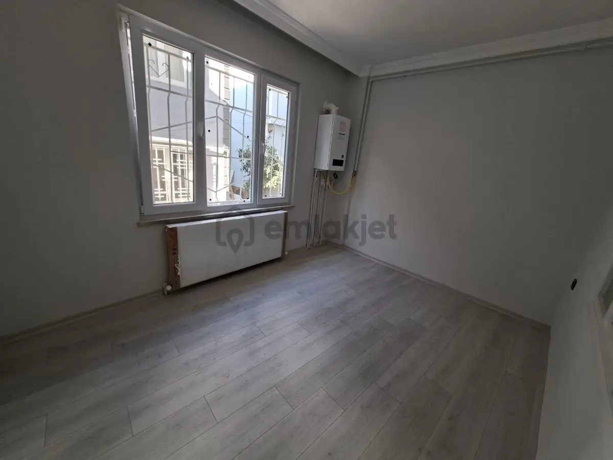Yeşilova'da Kiralık Sıfır 2+1 Daire - 2