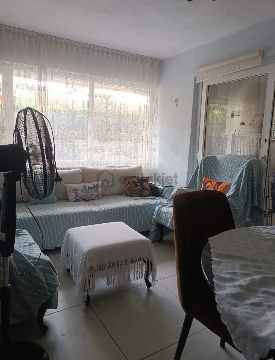 Marmaris Turunç Ta Denize 2 Dakika 3+1 Satılık Bahçe Giriş Ev! - 2