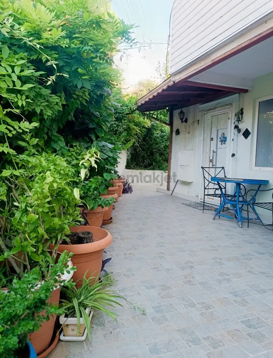 Marmaris Turunç Ta Denize 2 Dakika 3+1 Satılık Bahçe Giriş Ev! - 9