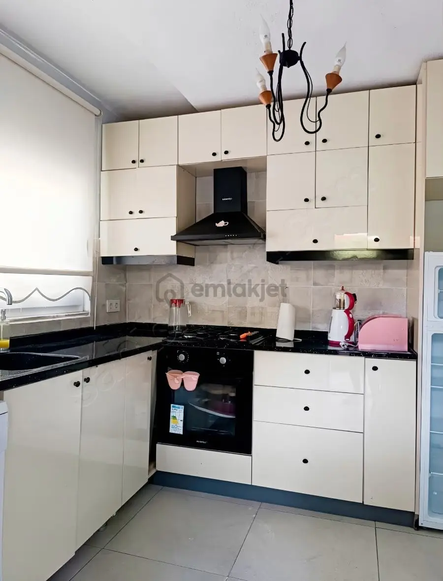 Marmaris Turunç Ta Denize 2 Dakika 3+1 Satılık Bahçe Giriş Ev! - 10