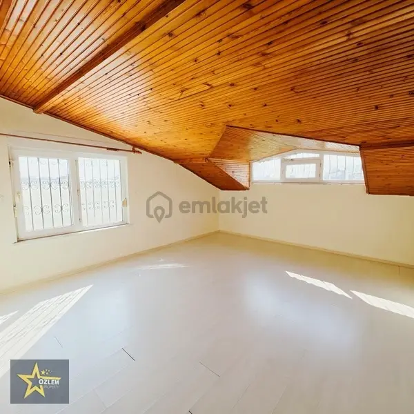Oba 4+1 220m² Boş Kiralık Daire Denize 150 Metre - 34