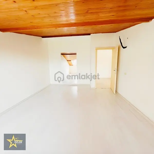 Oba 4+1 220m² Boş Kiralık Daire Denize 150 Metre - 22