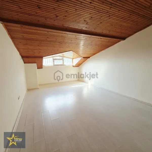 Oba 4+1 220m² Boş Kiralık Daire Denize 150 Metre - 25