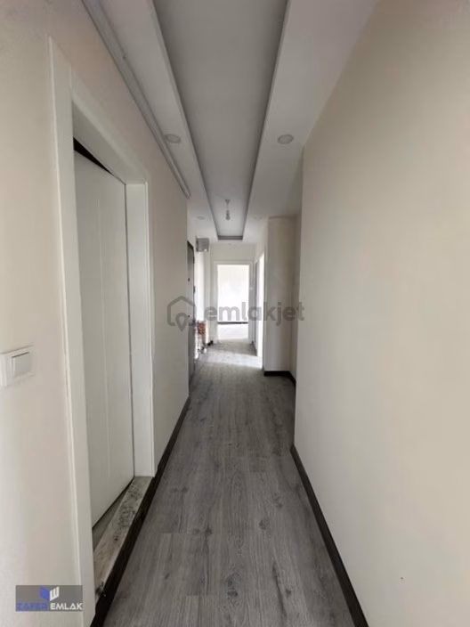Zafer Emlak'tan Kiralık 2+1 Daire - 11