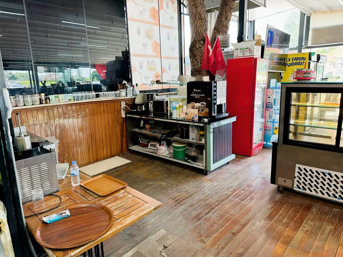 Expert'ten Beşevlerde Devren Kiralık Hastane Önü Kafe - 8