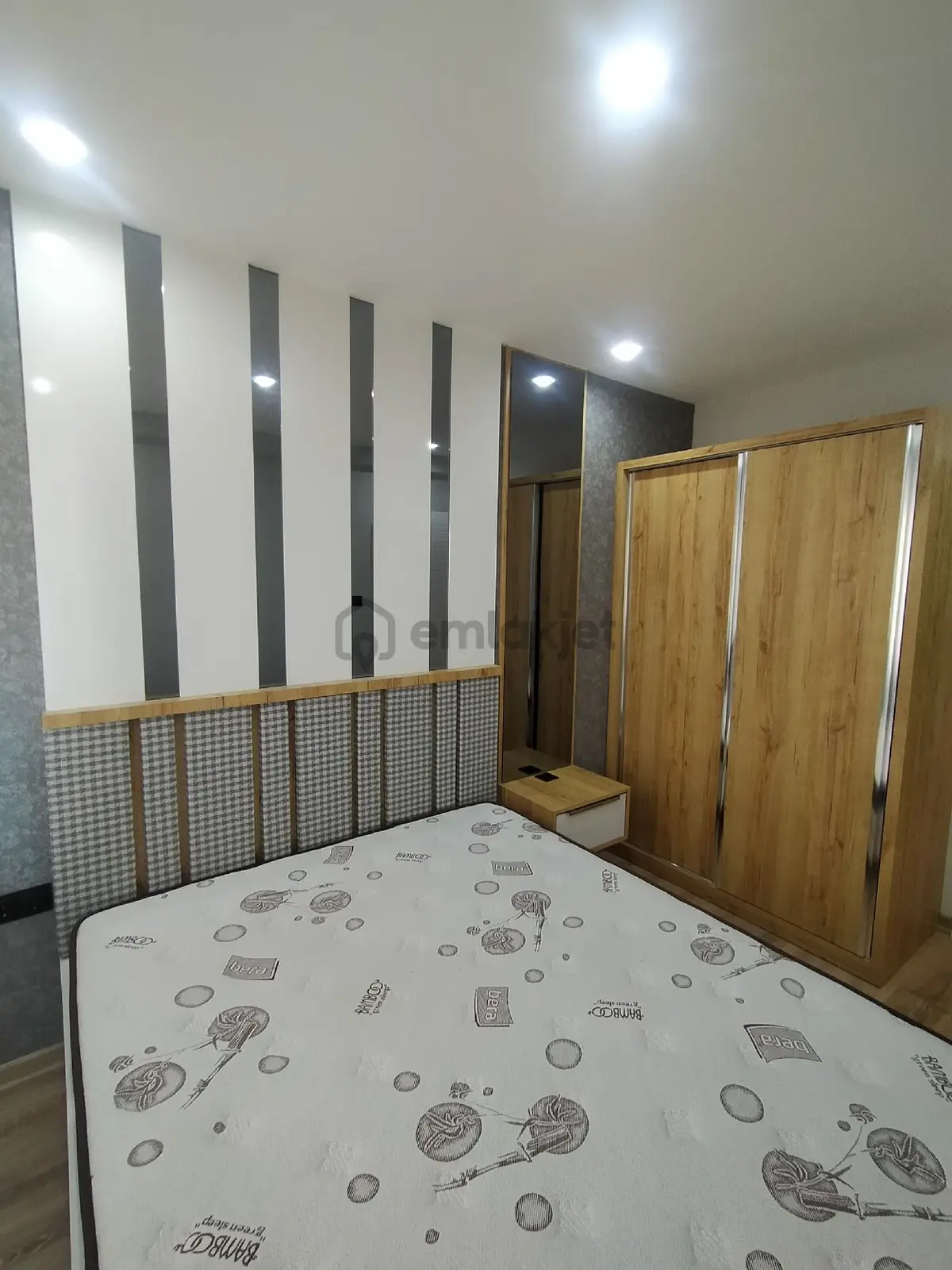 Gölhisar Migros'un Arka Tarafı Kiralık 1+1 - 8